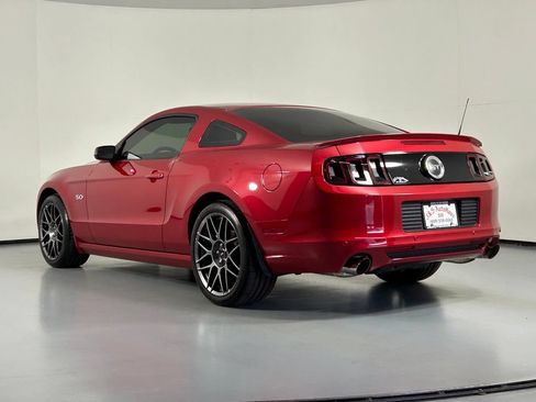 Used 2013 Ford Mustang GT Premium w/ Electronics Pkg RWD image 5