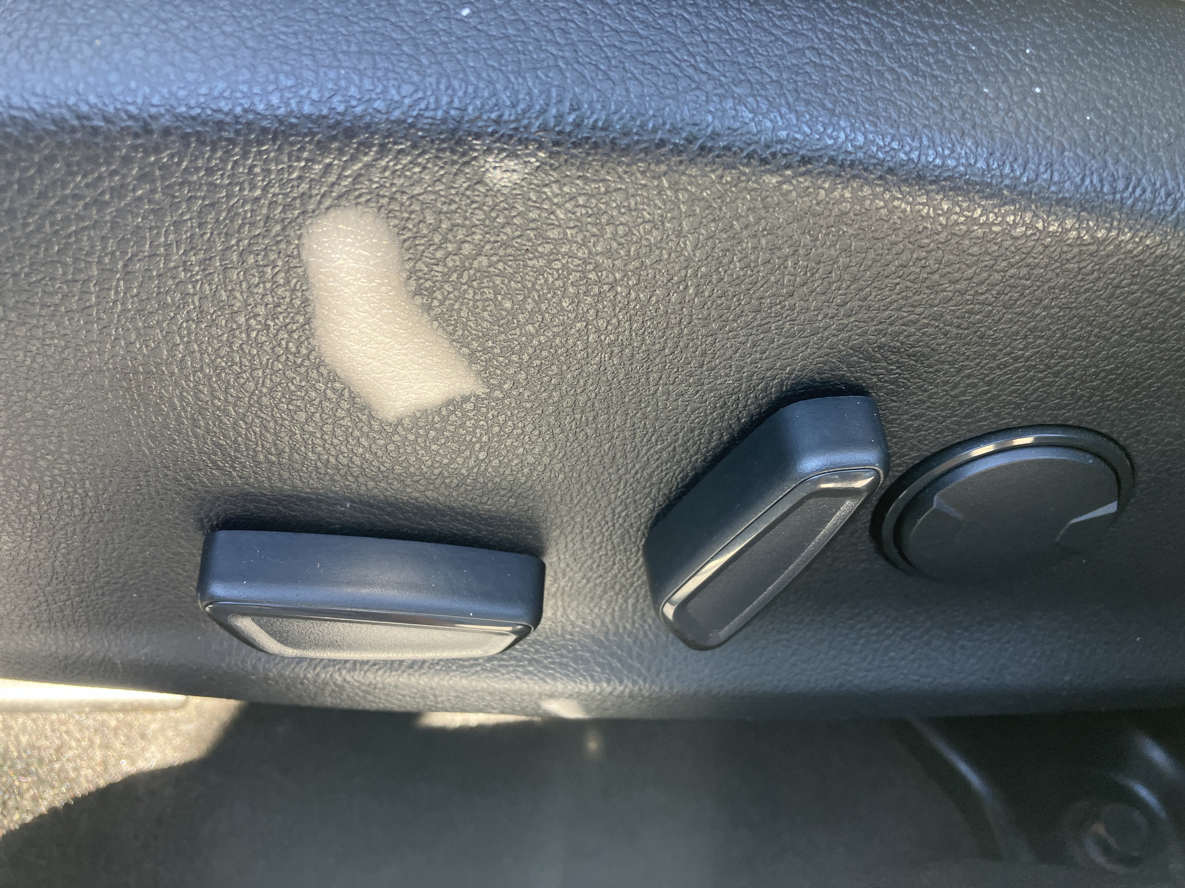 Used 2018 Ford Focus Titanium FWD image 10