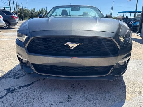 Used 2017 Ford Mustang Premium RWD image 22