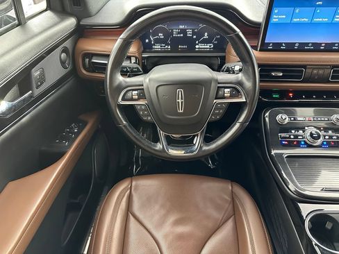 Used 2022 Lincoln Nautilus Reserve w/ Equipment Group 201A AWD/4WD image 28