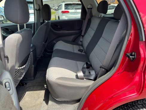 Used 2004 Ford Escape XLT AWD/4WD image 14