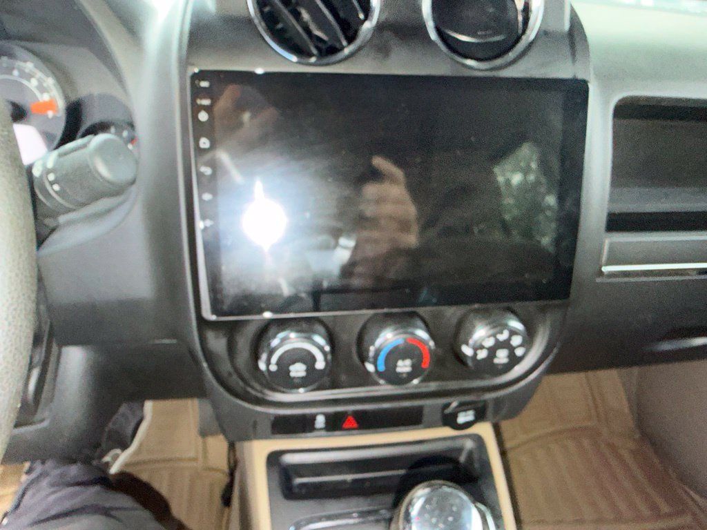 Used 2014 Jeep Patriot Sport w/ Power Value Group AWD/4WD image 16