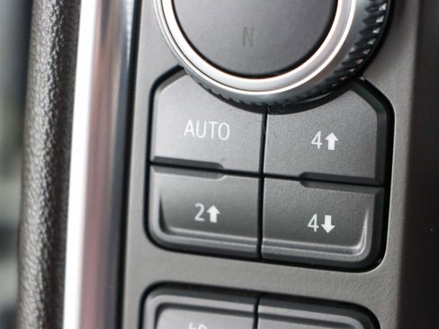 Used 2021 GMC Sierra 1500 SLT image 23