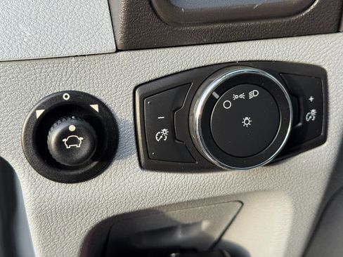 Used 2017 Ford Transit 250 148 Medium Roof image 16