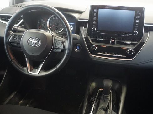 Used 2022 Toyota Corolla SE w/ SE Premium Package image 25