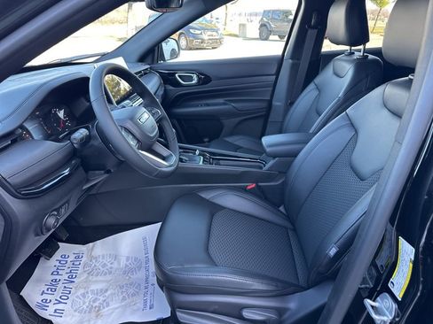 New 2026 Jeep Compass Latitude image 59