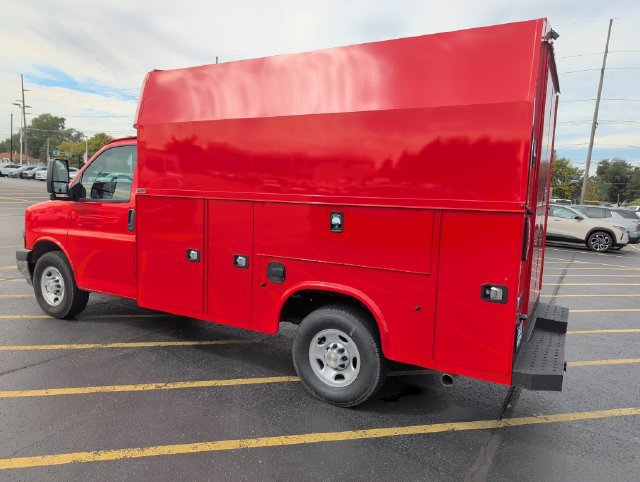New 2026 Chevrolet Express 3500 w/ Power Convenience Package RWD image 3