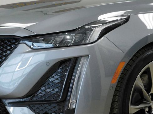 Used 2021 Cadillac CT5 V w/ Platinum Package image 21