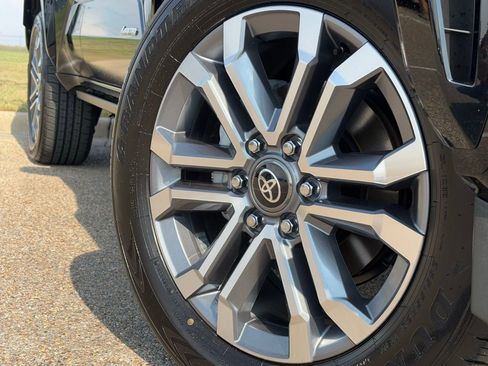 New 2025 Toyota 4Runner Limited image 2