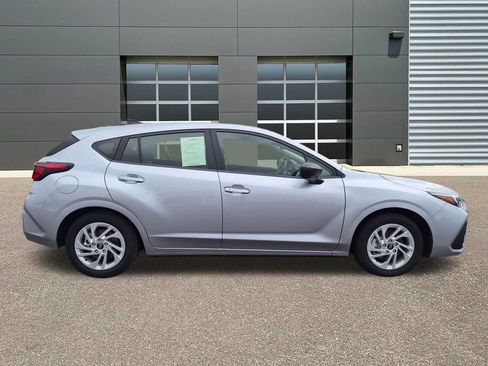Used 2024 Subaru Impreza 2.0i AWD/4WD image 4