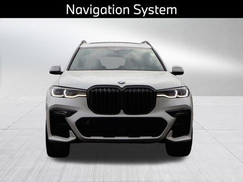 Used 2021 BMW X7 M50i AWD/4WD image 3
