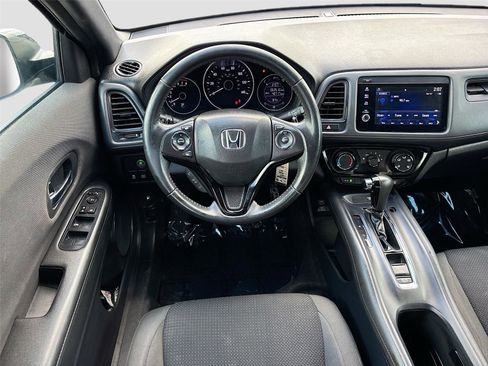 Used 2021 Honda HR-V Sport image 20