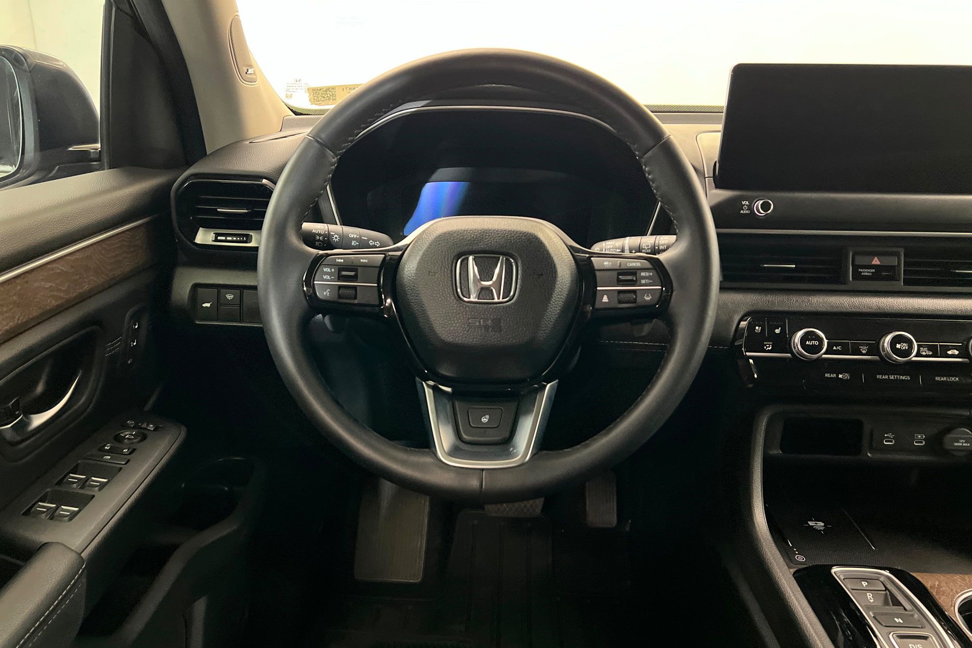 Used 2026 Honda Pilot Elite image 13