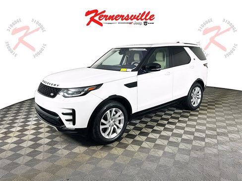Used 2020 Land Rover Discovery Landmark image 3