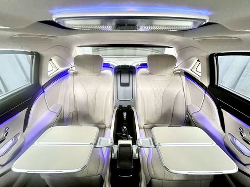 Used 2019 Mercedes-Benz Maybach S 650 image 31