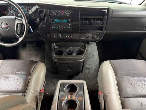 Used 2015 GMC Savana 2500 Extended RWD image 20
