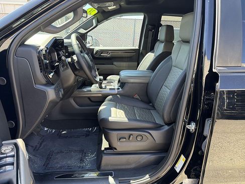 Used 2024 Chevrolet Silverado 1500 ZR2 AWD/4WD image 18