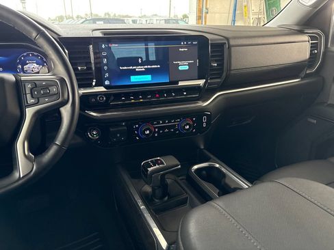 Used 2024 Chevrolet Silverado 1500 LTZ w/ LTZ Premium Package AWD/4WD image 22