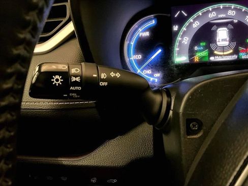 Used 2020 Toyota RAV4 Limited w/ Limited Grade Weather Package AWD/4WD image 30