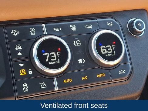 Used 2023 Land Rover Defender 110 X-Dynamic SE AWD/4WD image 13