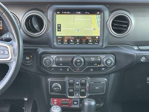 Used 2023 Jeep Wrangler Unlimited Rubicon 4xe AWD/4WD image 16