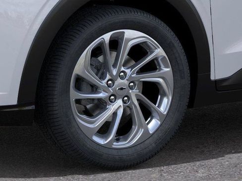 New 2027 Chevrolet Bolt LT w/ Comfort Package FWD image 9