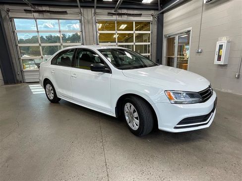 Used 2016 Volkswagen Jetta S FWD image 7