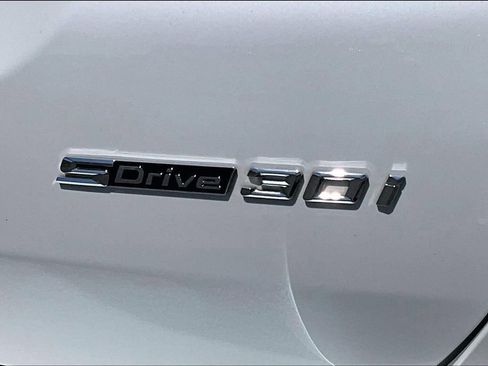 Used 2023 BMW X3 sDrive30i w/ Premium Package image 23