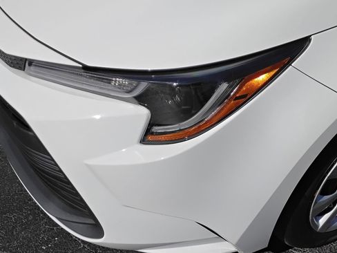 Used 2023 Toyota Corolla LE image 8