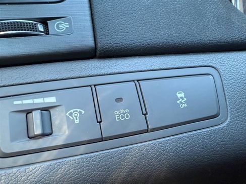 Used 2012 Hyundai Sonata SE w/ Navigation & Sunroof Pkg image 10