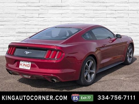 Used 2017 Ford Mustang Coupe RWD image 3