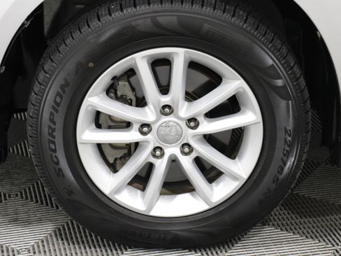 Used 2014 Dodge Journey SXT w/ Flexible Seating Group image 39