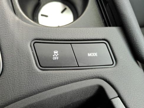 Used 2025 Cadillac XT6 Luxury FWD image 50