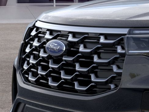 New 2026 Ford Explorer Platinum w/ LUX Leather Package AWD/4WD image 32
