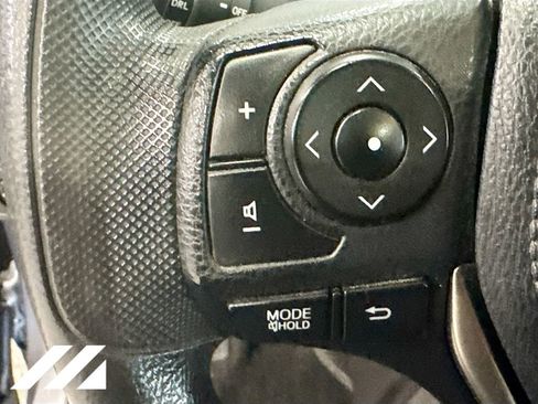 Used 2013 Toyota RAV4 XLE AWD/4WD image 12
