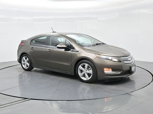 Used 2015 Chevrolet Volt w/ Enhanced Safety Package 1 image 31