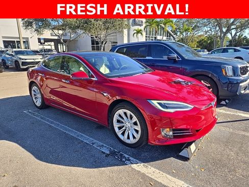 Used 2019 Tesla Model S P100D image 1