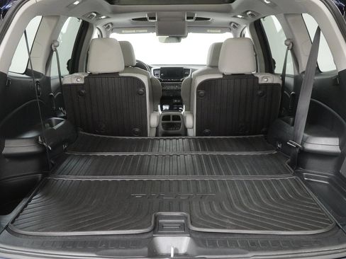 Used 2022 Honda Pilot Elite image 12