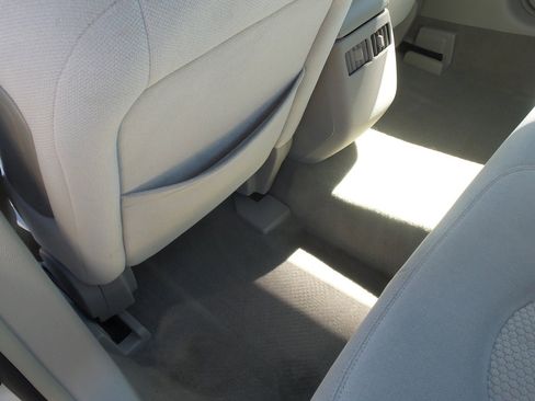 Used 2008 Buick Lucerne CX w/ Driver Confidence Package image 29