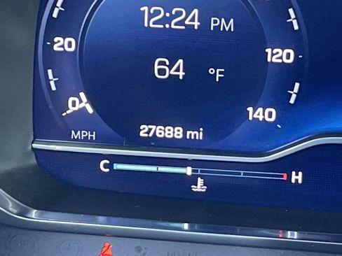 Used 2023 Chevrolet Suburban High Country w/ Advanced Technology Package image 27