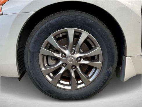 Used 2015 Nissan Altima 2.5 S w/ Sport Value Package FWD image 10