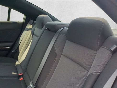 Used 2020 Dodge Charger SXT RWD image 17