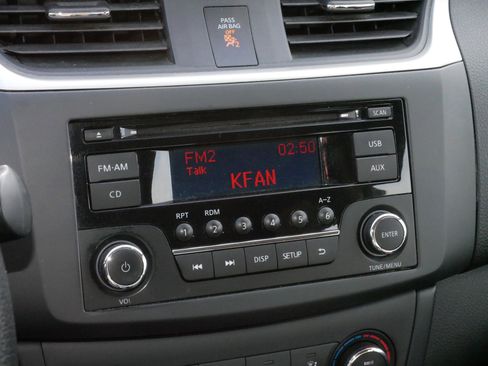 Used 2017 Nissan Sentra S w/ S Style Package image 22