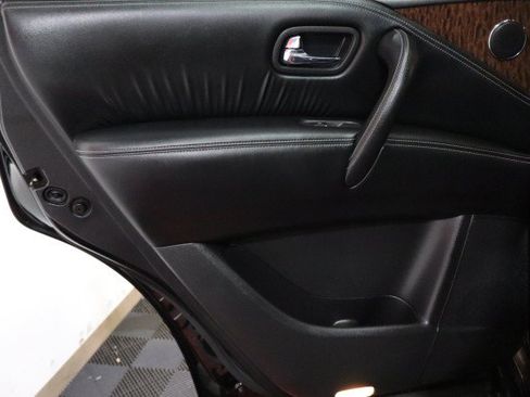 Used 2020 Nissan Armada Platinum w/ Captain's Chairs Package RWD image 40