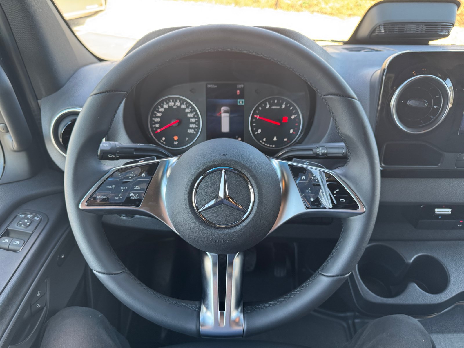 New 2026 Mercedes-Benz Sprinter 2500 image 18