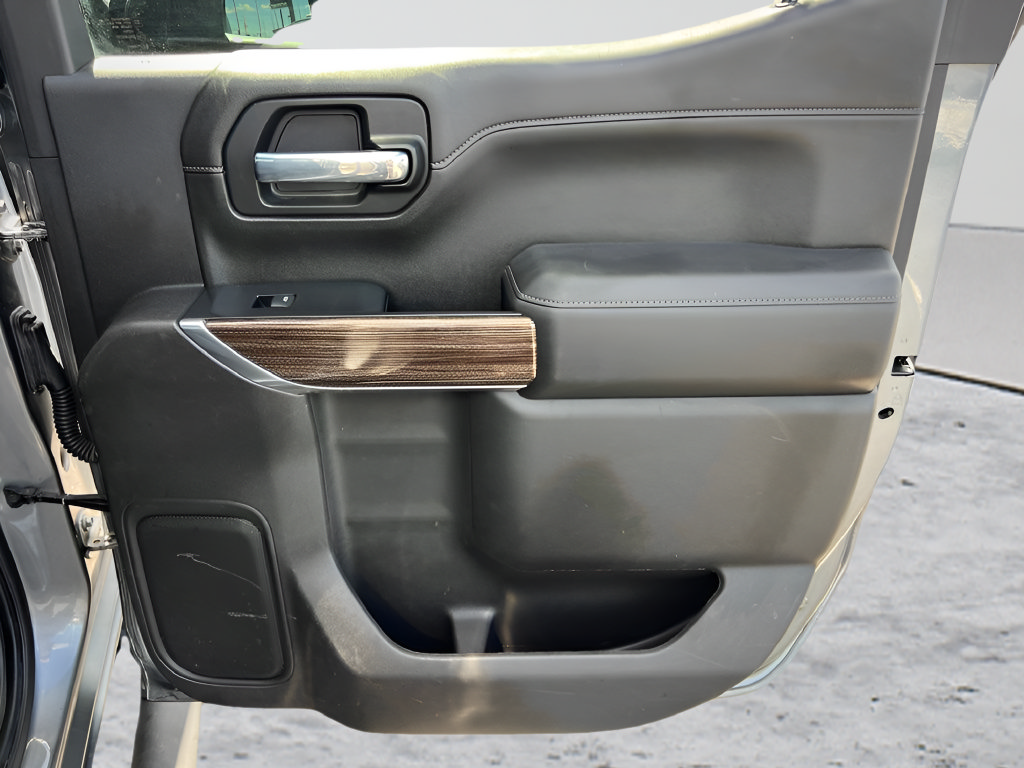 Used 2021 Chevrolet Silverado 1500 RST AWD/4WD image 35