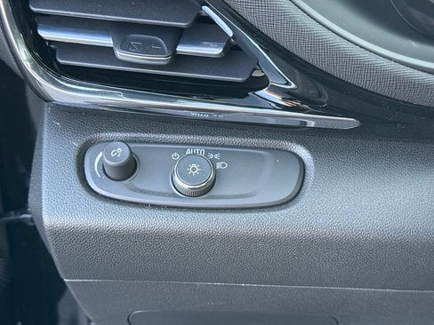 New 2026 Buick Envista Sport Touring FWD image 18