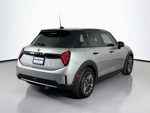 Used 2025 MINI Cooper S FWD image 5