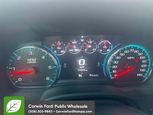 Used 2020 Chevrolet Suburban Premier AWD/4WD image 14