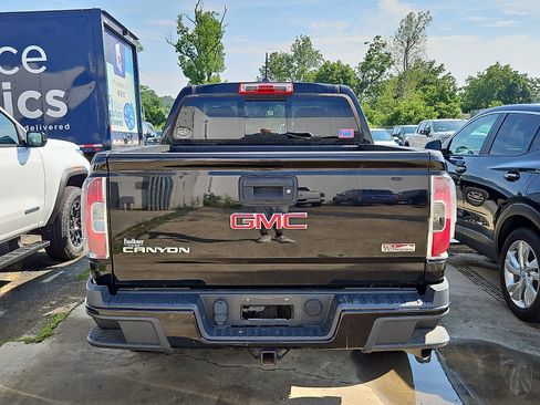 Used 2016 GMC Canyon SLE w/ All Terrain Adventure Package AWD/4WD image 7